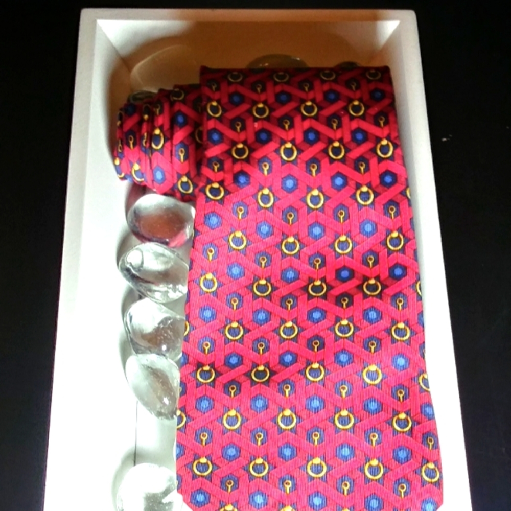 🆕 !!!!!!!SOLD!!!!!!! Authentic Gucci Silk Tie - Picture 3 of 6